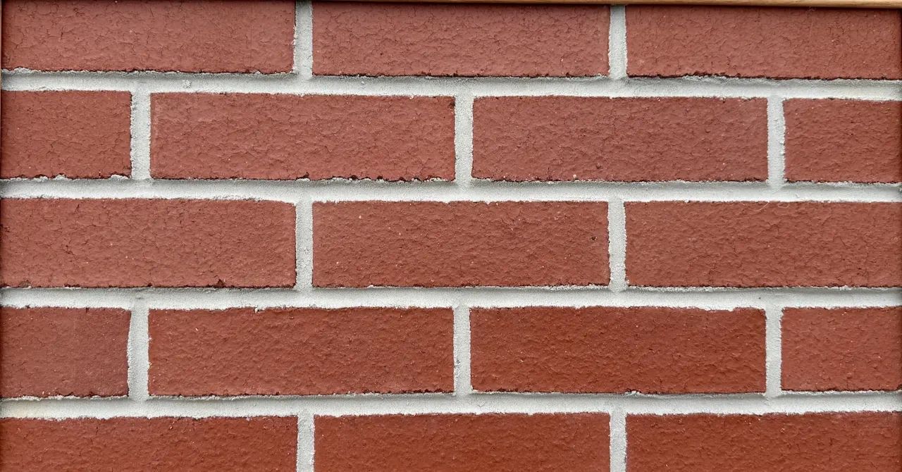 410 - Smooth Red — 410 - Smooth Red — Material sample