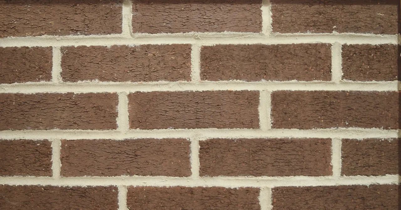418 - Brown Through Body — 418 - Brown Through Body — Material sample